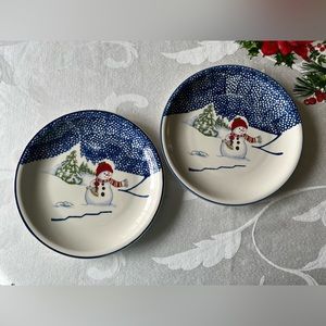 (2) Snowman Design Dinner Plates from Thompson Pottery - Like New
